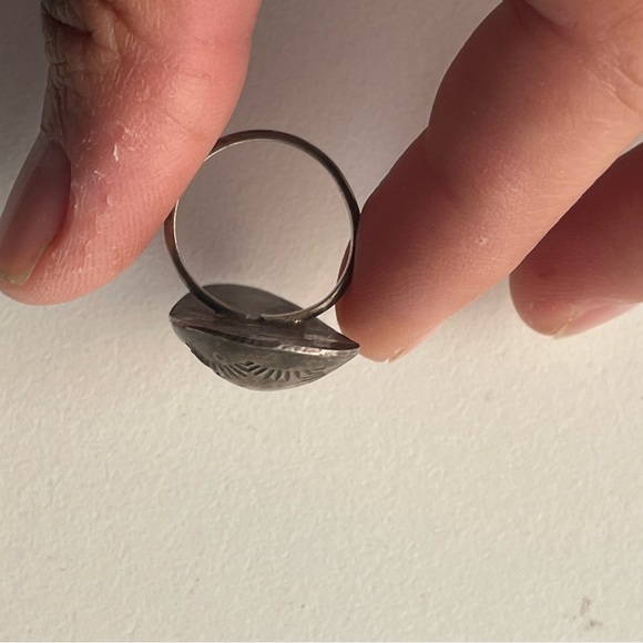 Vintage sterling silver Signed Turquoise Shadow Box Ring - Picture 12 of 12